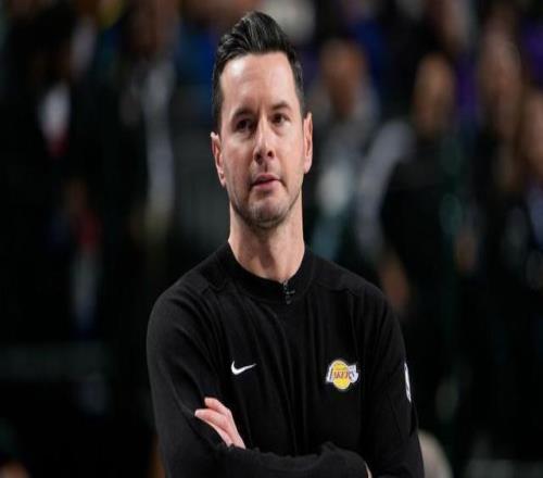 月西甲最佳,教练角逐,米歇尔,世界杯赛程,2026世界杯,比赛时间,举办城市,球队信息